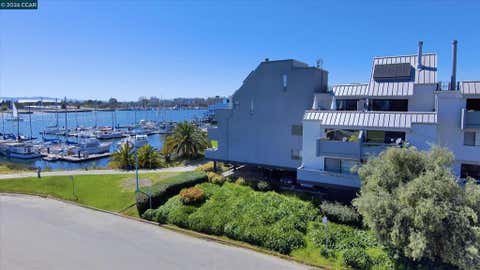 Photo of 1 W Embarcadero #354, Oakland, CA 94607 (MLS # 41139960)
