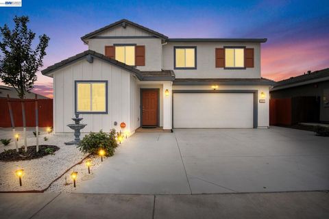 Photo of 2312 Verde Ranch Rd Rd, Patterson, CA 95363 (MLS # 41129440)