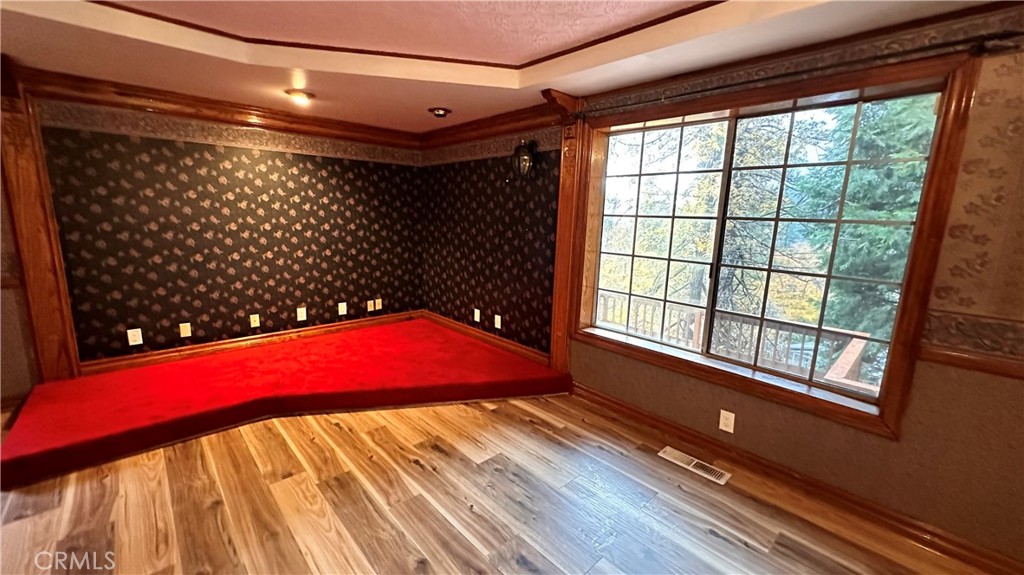 Crestline (CRES) - Residential