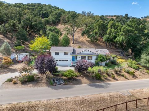 Tiny photo for 11625 Cenegal Rd, Atascadero, CA 93422 (MLS # NS25237639)