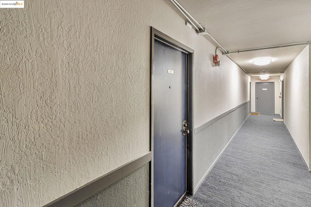 listing image 130721516398106311153