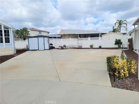 Photo of 1295 S Cawston Avenue, Hemet, CA 92545 (MLS # SW25265125)