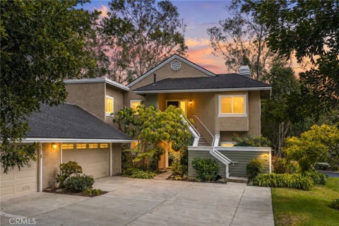 Photo of 14 Highland View VW #40, Irvine, CA 92603 (MLS # OC26221194)