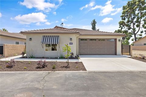 Photo of 546 Little Dr, Exeter, CA 93221 (MLS # SC26095623)