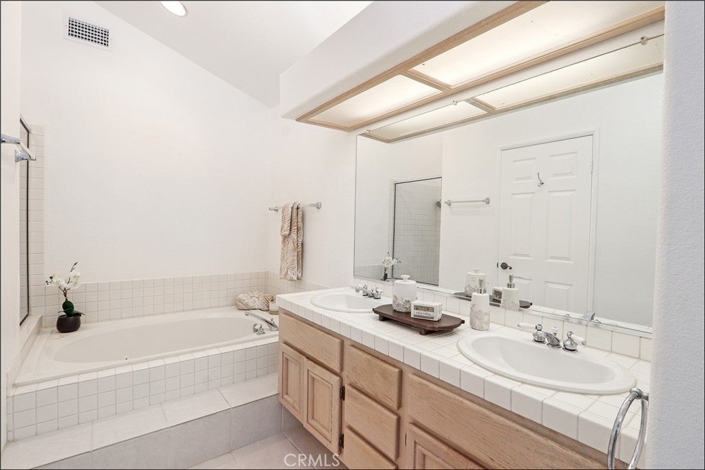 7 Cellini, Aliso Viejo CA 92656 - Photo 20