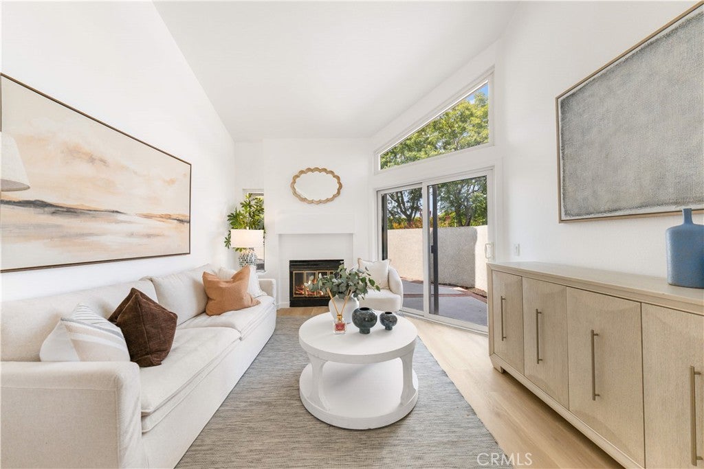419 Deerfield Avenue 93