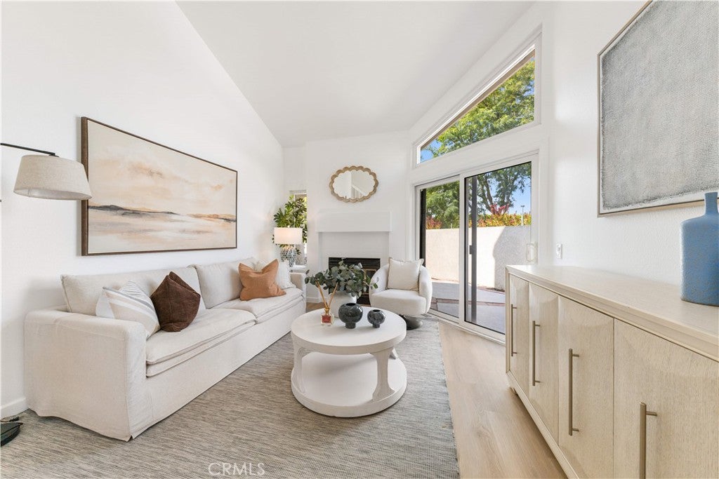 419 Deerfield Avenue 93
