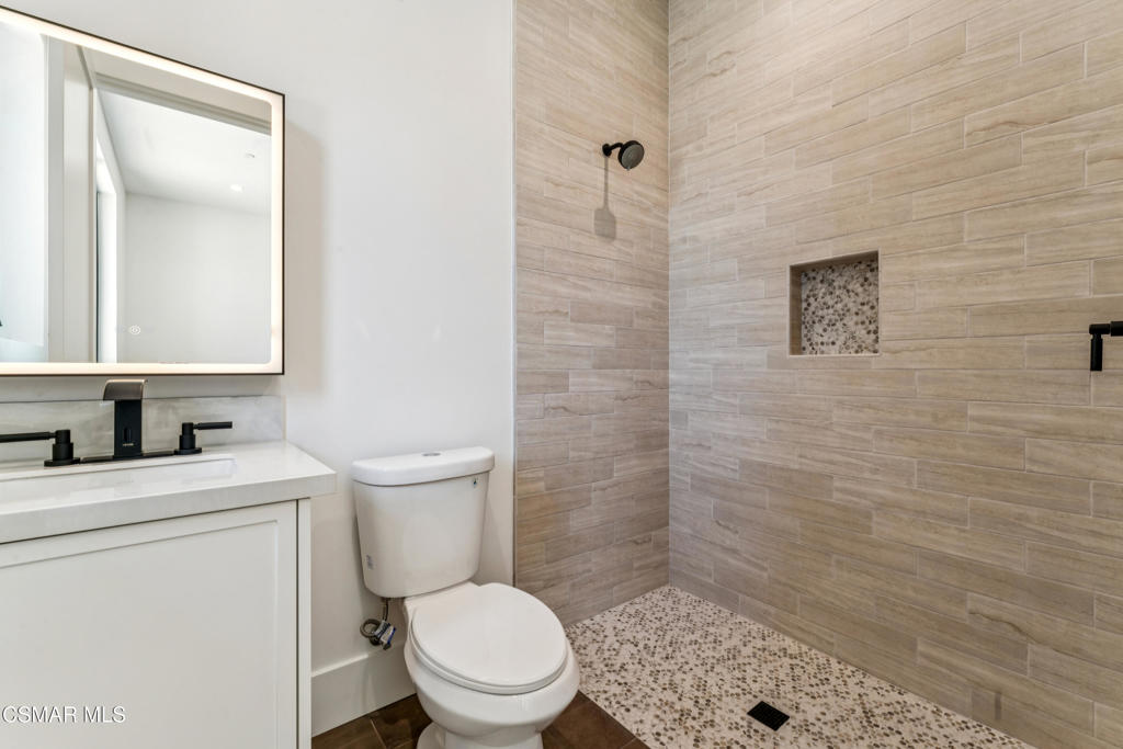 Camarillo, California, 93010, United States, 7 Bedrooms Bedrooms, ,7 BathroomsBathrooms,Residential,Active,2019477