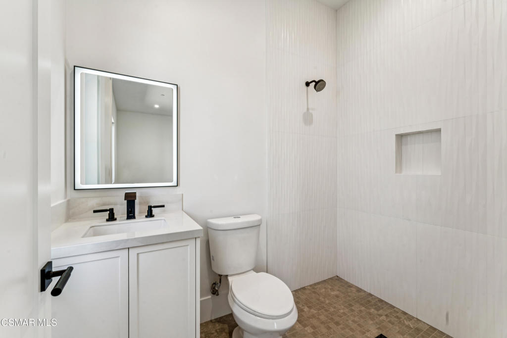 Camarillo, California, 93010, United States, 7 Bedrooms Bedrooms, ,7 BathroomsBathrooms,Residential,Active,2019477