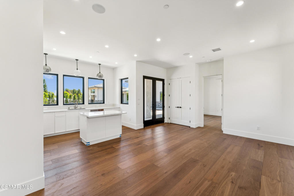 Camarillo, California, 93010, United States, 7 Bedrooms Bedrooms, ,7 BathroomsBathrooms,Residential,Active,2019477