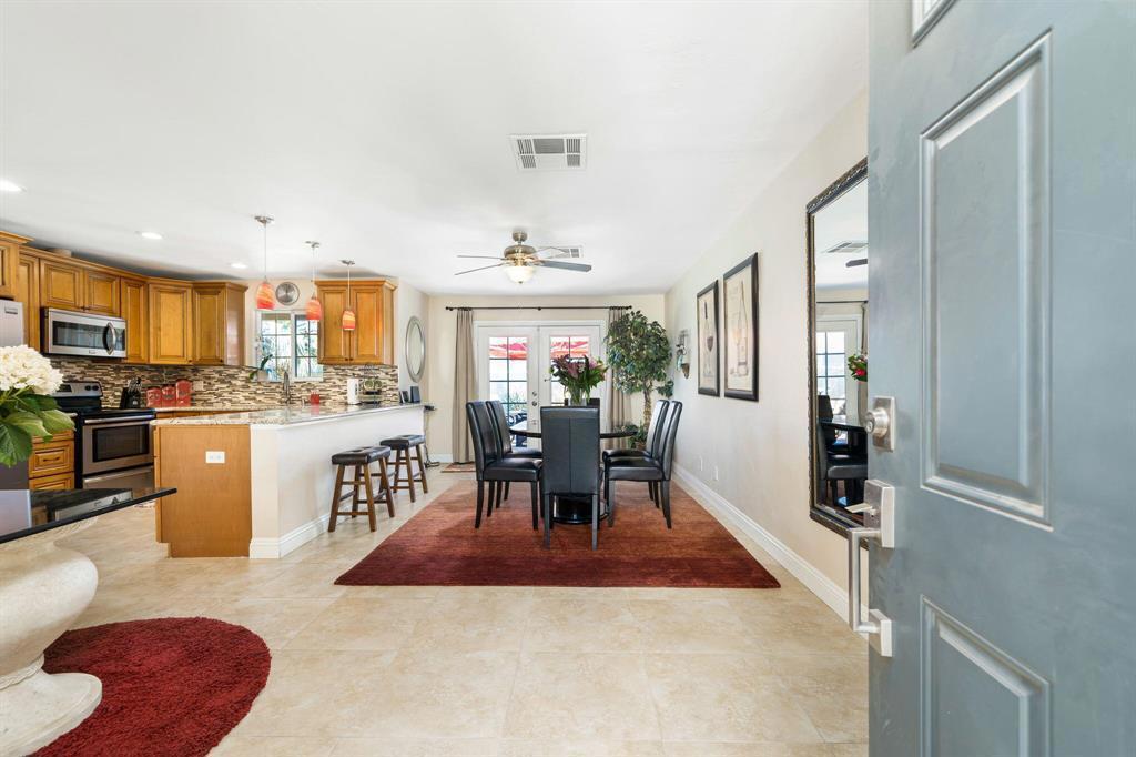 53520 Avenida Ramirez