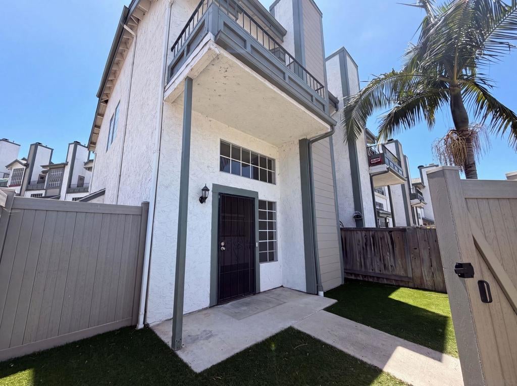 8745 Spring Canyon Dr