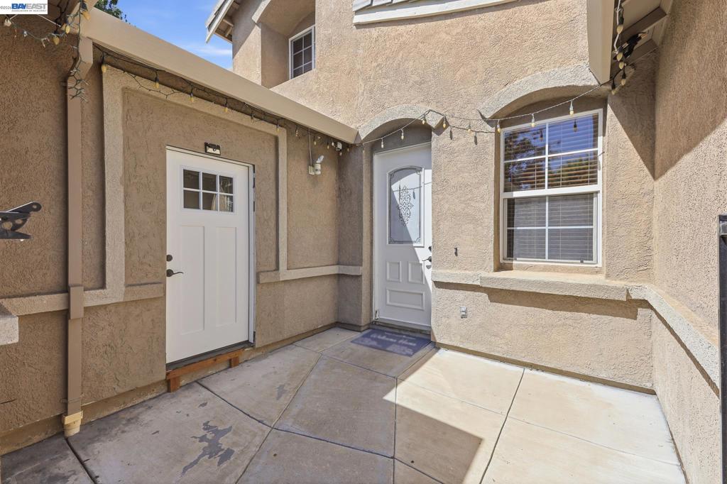 1821 Tioga Pass Way