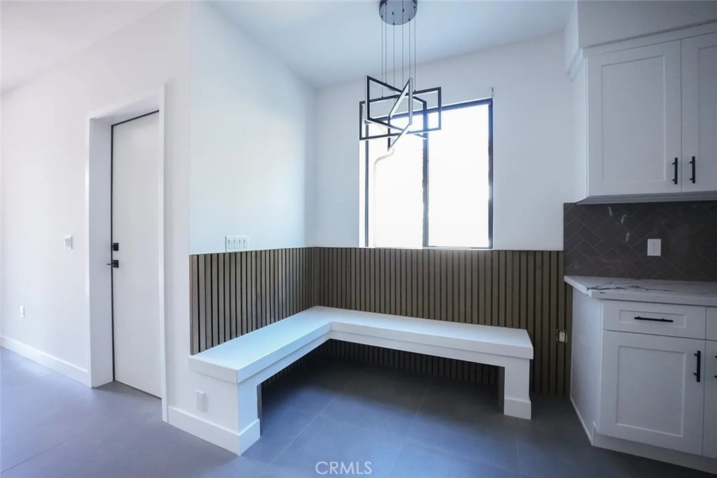 8034 036,038 Fair Avenue