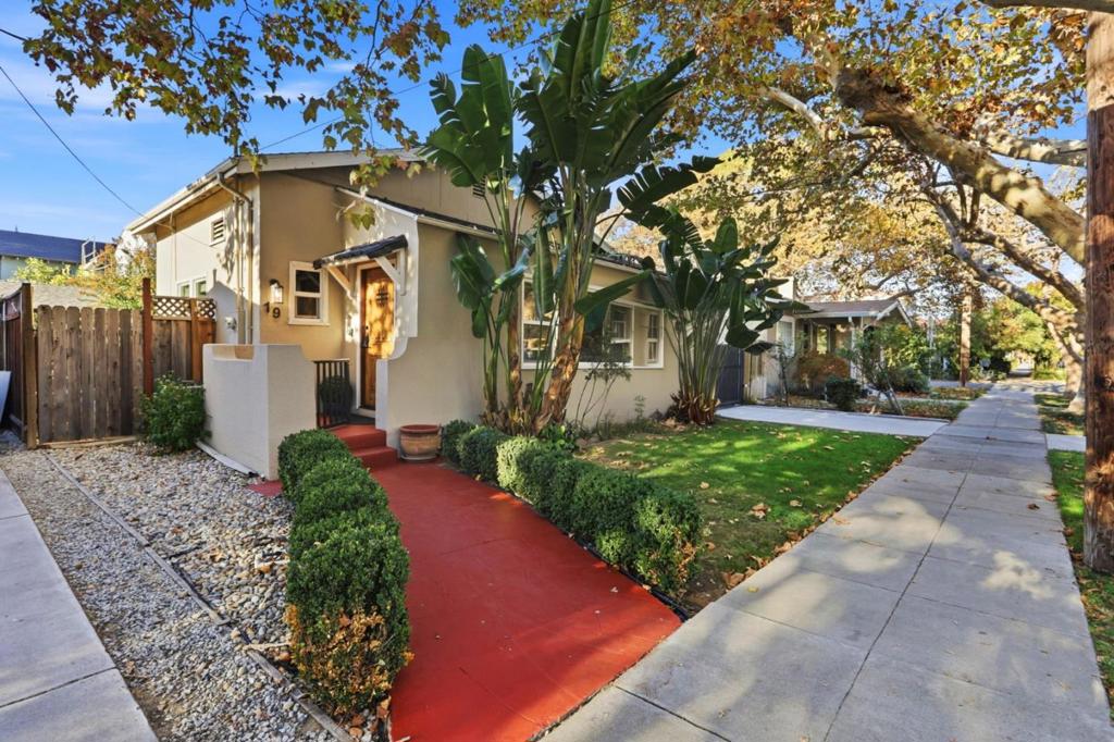 19 E Younger Avenue