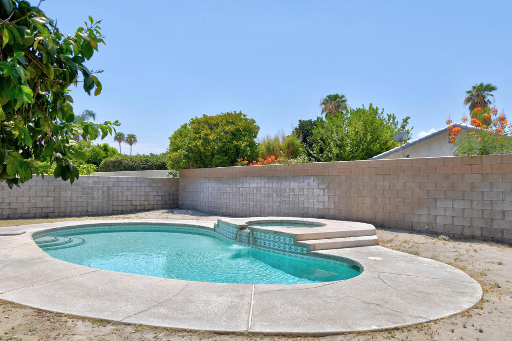 68685 Hermosillo Road