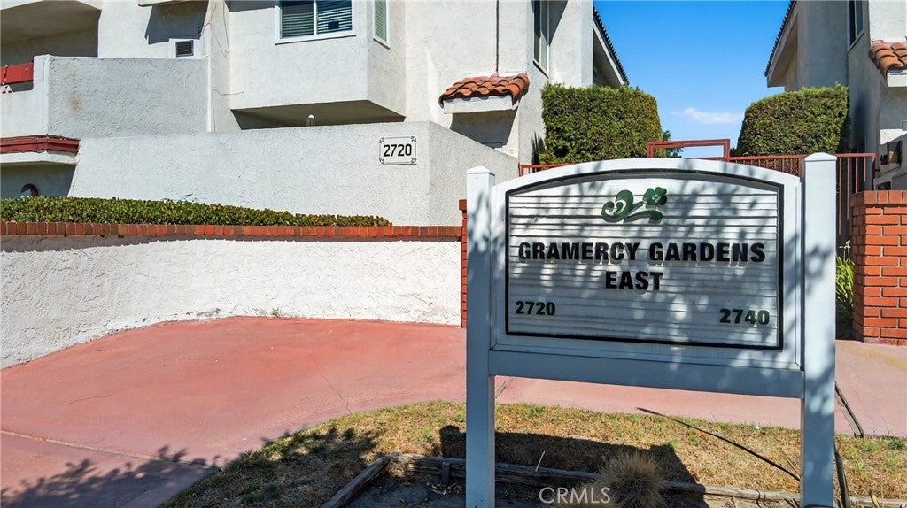 2720 Gramercy Avenue 5