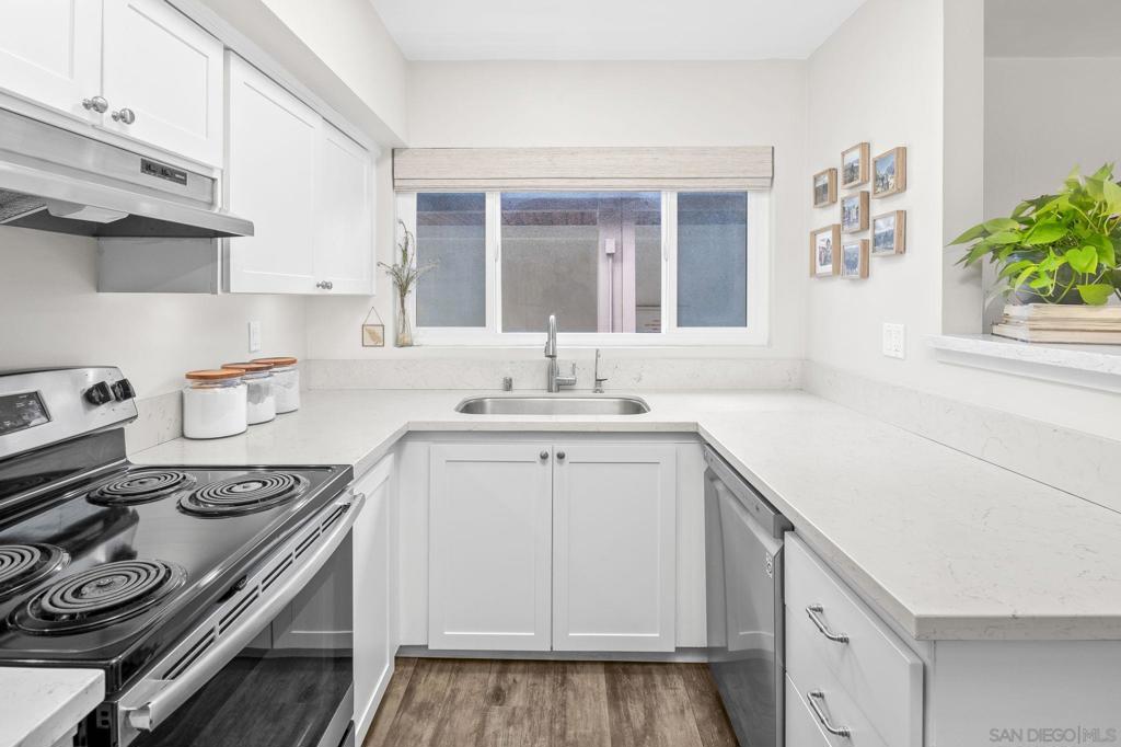 2600 Torrey Pines Road A32