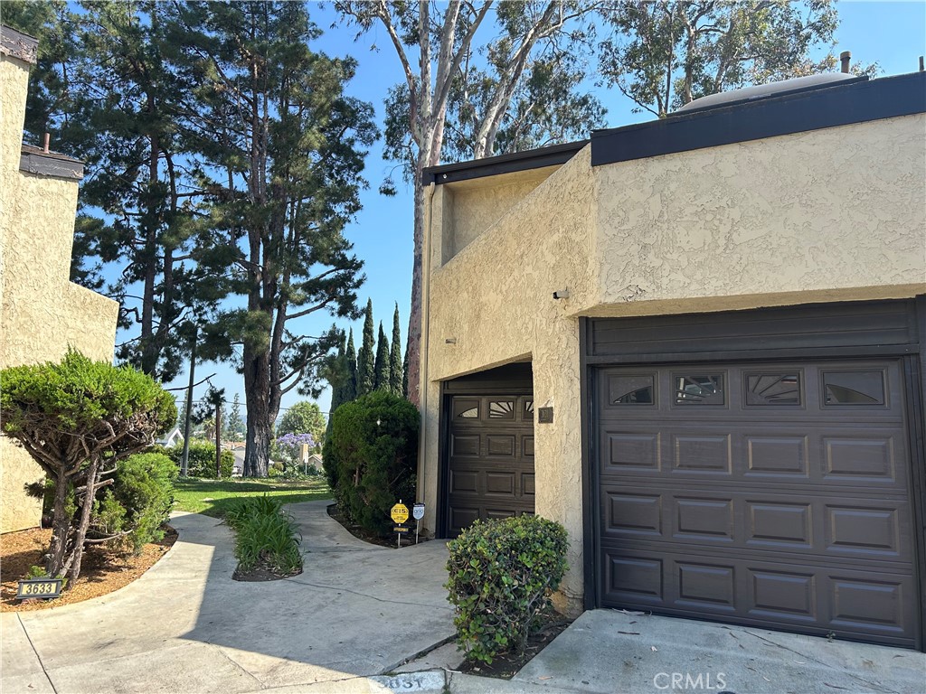 3631 Cottonwood Circle