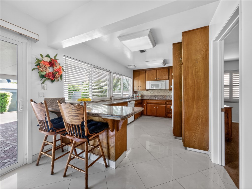 4192 Sussex