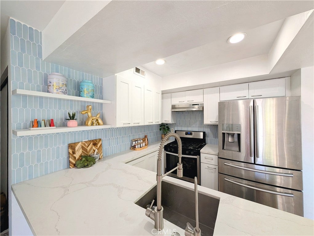 2345 Highbury Avenue 22, Los Angeles CA 90032