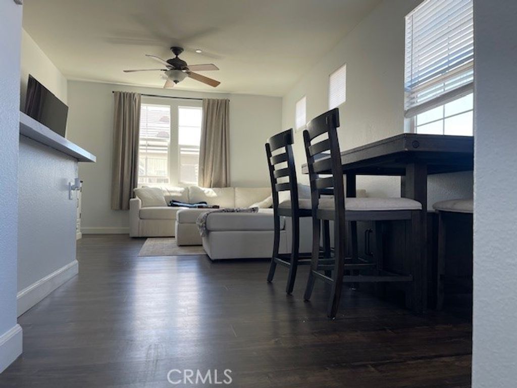 Photo of 27262 Riverview Ln, Valencia, CA 91354 (MLS # SR26055980)