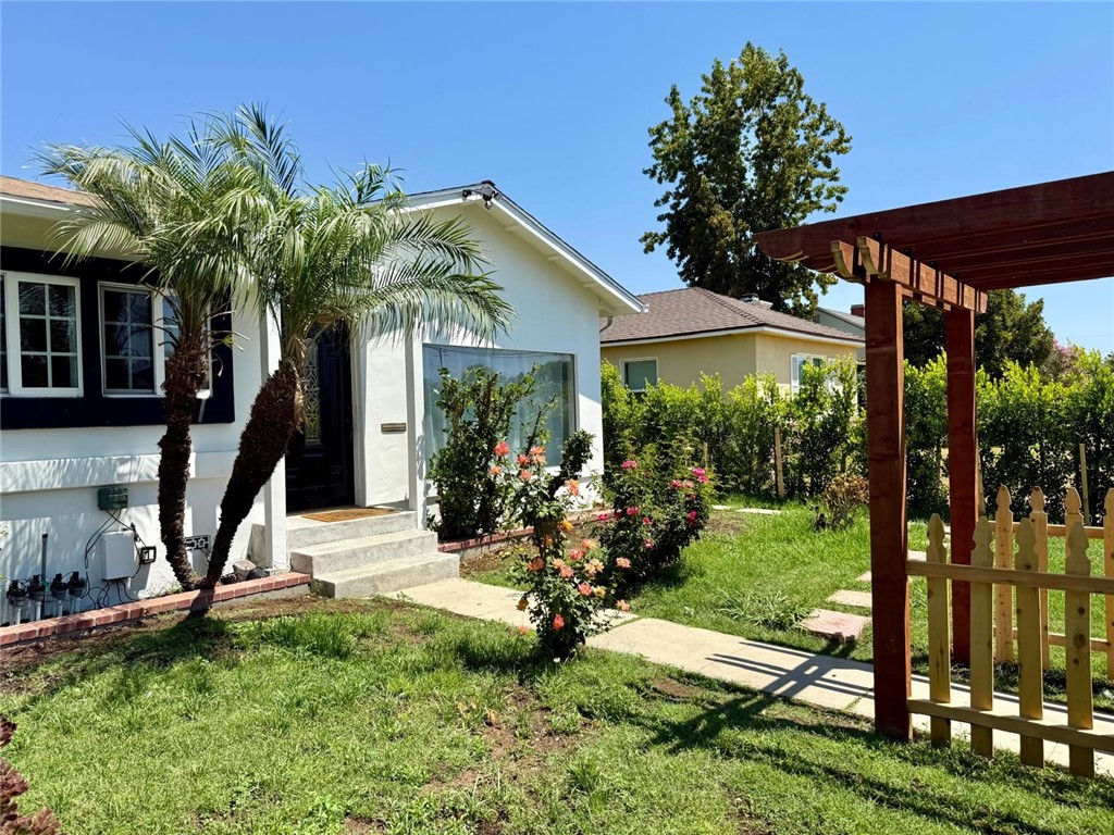 Discover the perfect blend of comfort and opportunity in this beautifully maintained 4-bedroom, 2-bathroom home, complete with a spacious family den. The property features a fully paid-off solar system. The main house is vacant and ready for its new owner.
In the backyard, the property includes two additional units: a remodeled junior ADU with 2 bedrooms and 1 bathroom, and a studio unit with 1 bathroom. Located in vibrant Van Nuys, this versatile property offers endless possibilities for multi-generational living or a savvy investor. Whether you're seeking a family retreat or a prime income-generating asset, this home has it all
Don’t miss your chance to own this rare gem. Schedule a tour today!