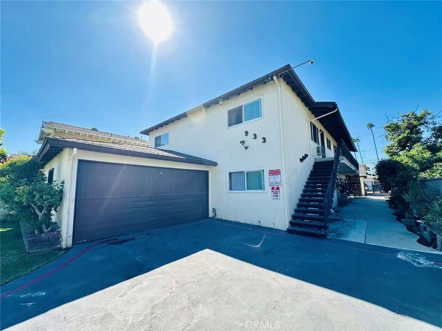 2-Bedrooms, 1-Bath Upstairs Apartment in Azusa



This cozy upstairs middle unit offers a comfortable living space with a pleasant view. Perfectly located for easy commuting, with quick access to the 210 & 605 Freeways, Metro Gold Line, and Foothill Transit.



The unit includes a detached shared garage, with additional parking available via City permit for up to 2 cars. Shopping, dining, and essential services are just minutes away, making this apartment a convenient and practical place to call home.



Schedule a showing today!