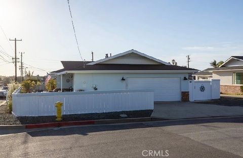 Tiny photo for 485 Bonita St, Morro Bay, CA 93442 (MLS # SC26022237)