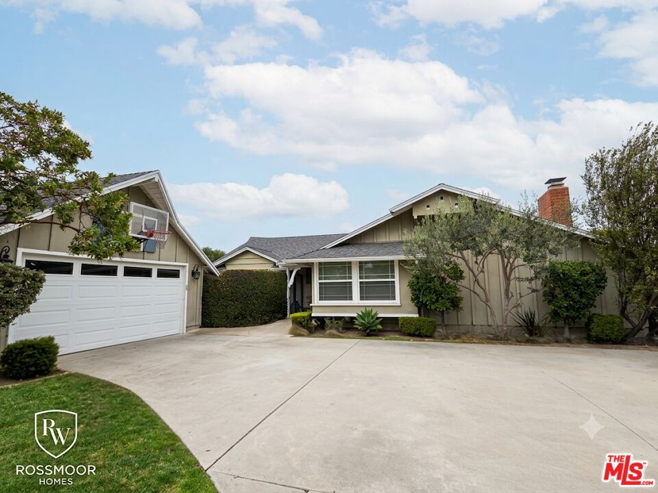 12041 Weatherby Road