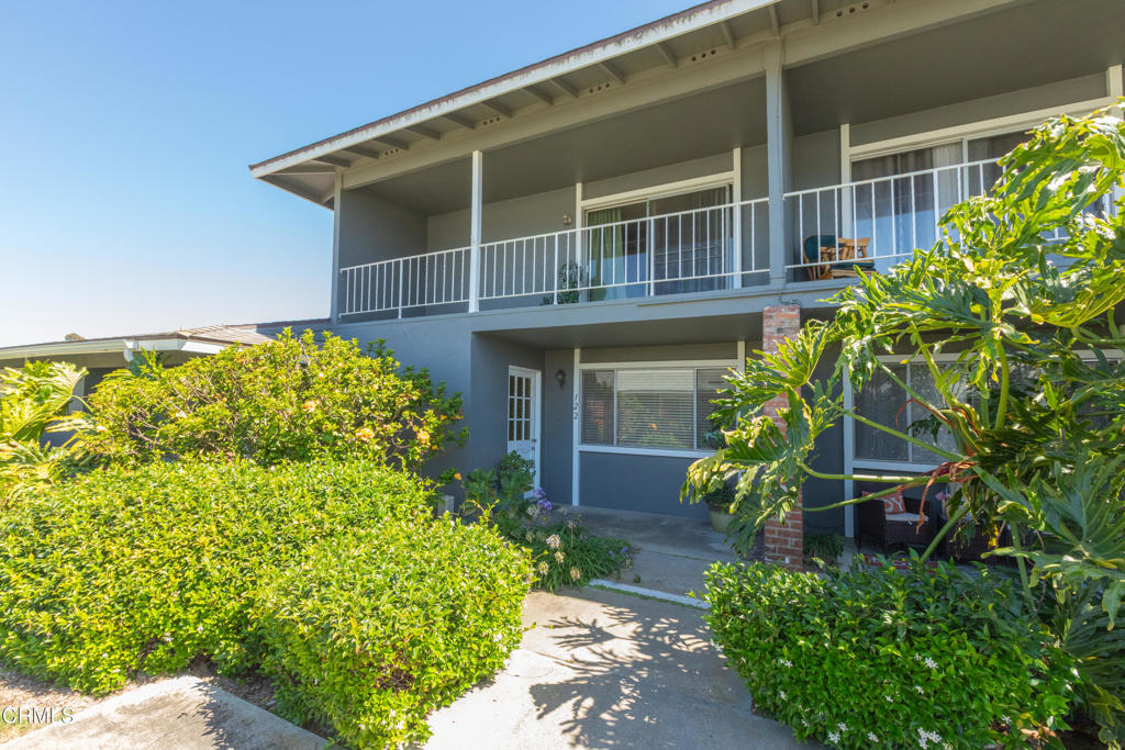 122 W Alta Green