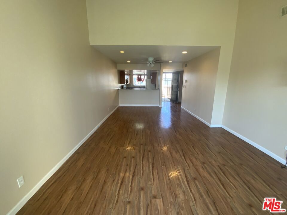 620 W Hyde Park Boulevard 309