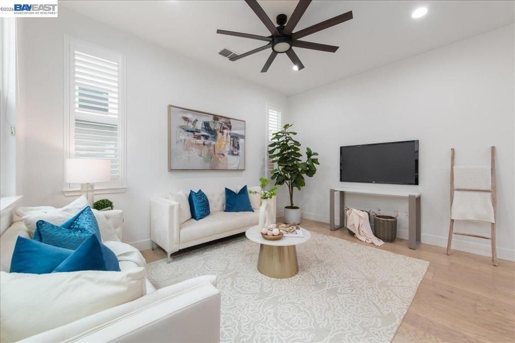 Photo of 4026 Chalk Hill Way, Dublin, CA 94568 (MLS # 41127163)