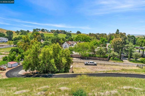 Tiny photo for 5505 Old School Rd Rd, Pleasanton, CA 94588 (MLS # 41151573)