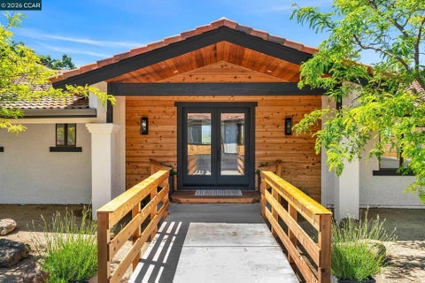 Tiny photo for 5505 Old School Rd Rd, Pleasanton, CA 94588 (MLS # 41151573)