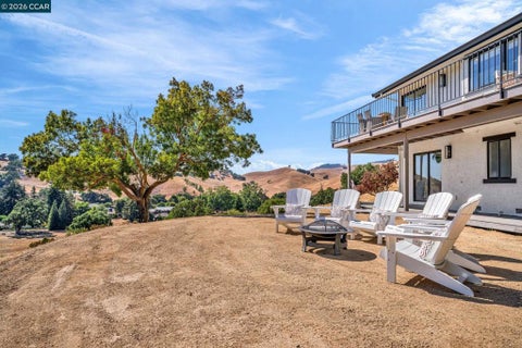 Tiny photo for 5505 Old School Rd Rd, Pleasanton, CA 94588 (MLS # 41151573)