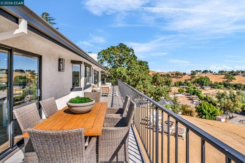 Tiny photo for 5505 Old School Rd Rd, Pleasanton, CA 94588 (MLS # 41151573)