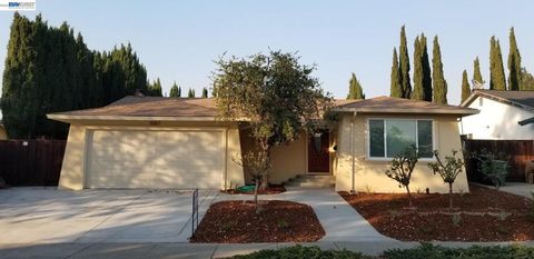 Photo of 6067 Inglewood Dr, Pleasanton, CA 94588 (MLS # 41132625)