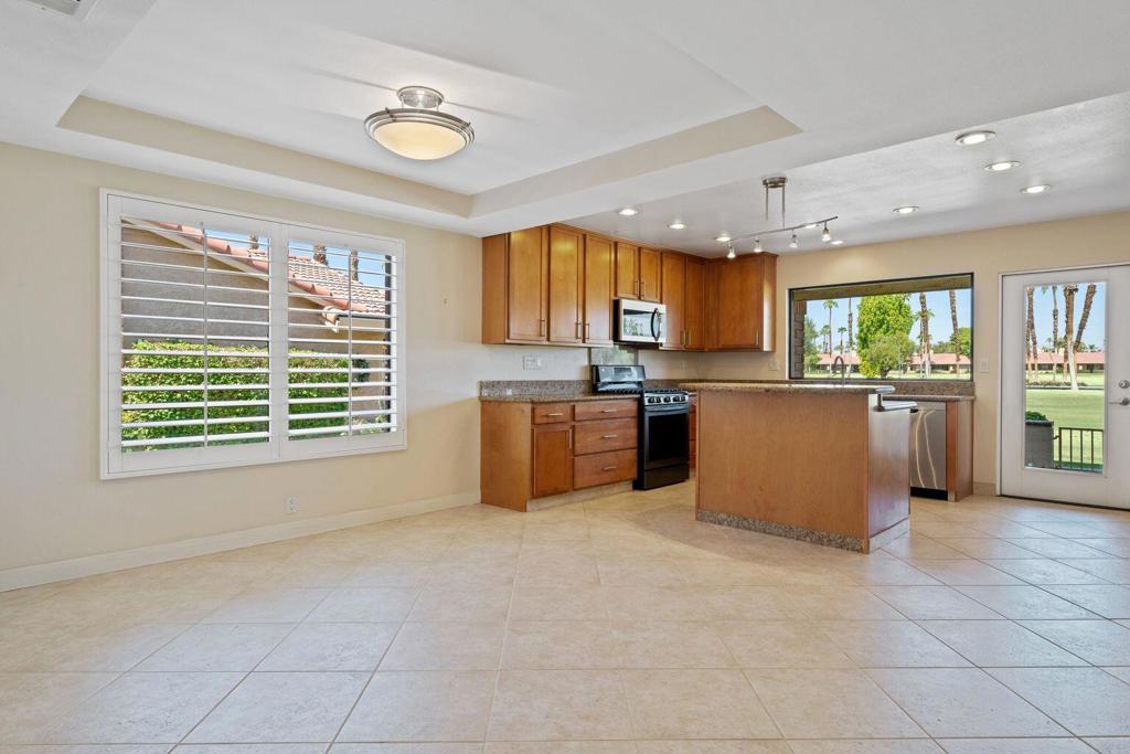 Chaparral C.C. - Residential