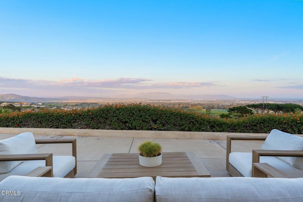 686 Skyview Terrace