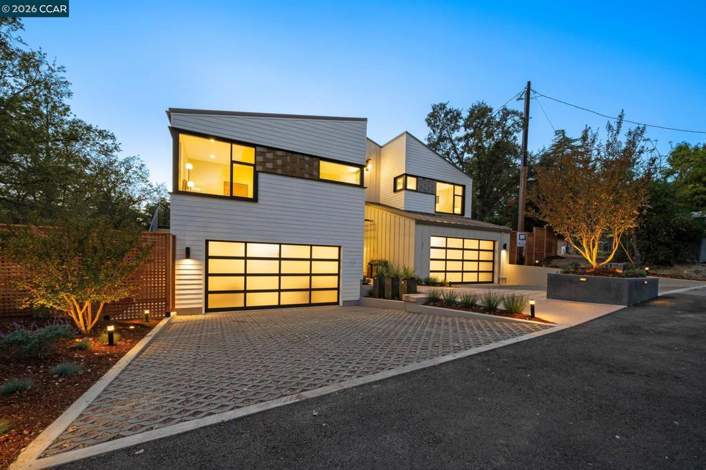 201 Austin Lane