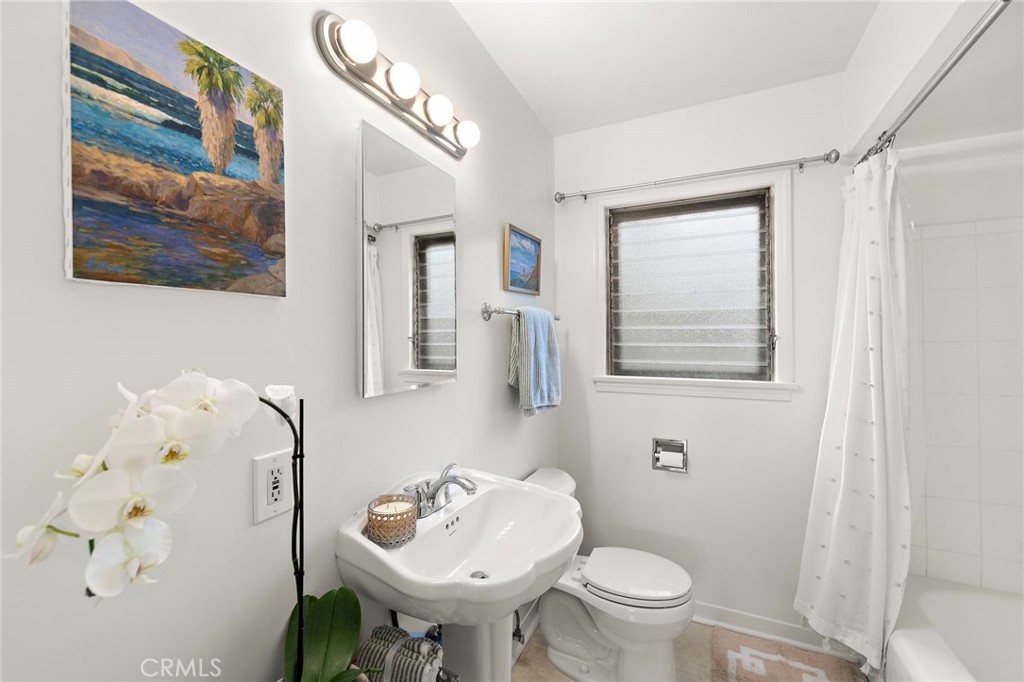 North Laguna (NL) - Residential Lease