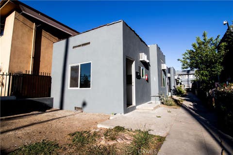 Photo of 432 S St. Louis Street, Los Angeles, CA 90006 (MLS # PT26151494)