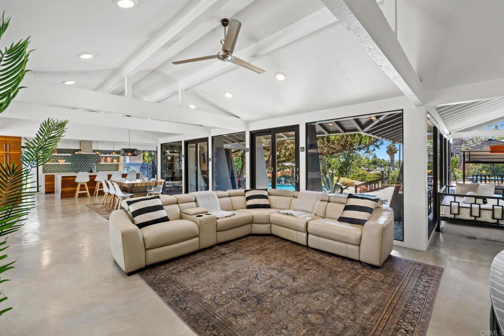 754 El Rancho Drive