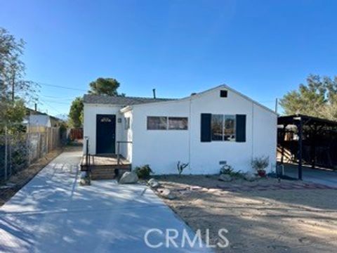 Photo of 62026 Grand View Circle, Joshua Tree, CA 92252 (MLS # GD25246234)
