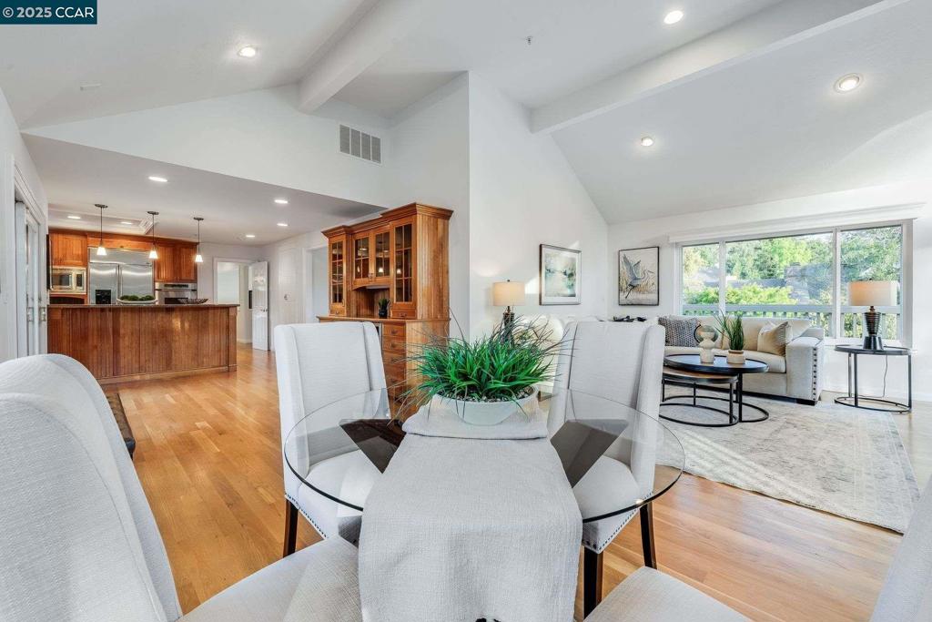 SANDERS RANCH - Residential