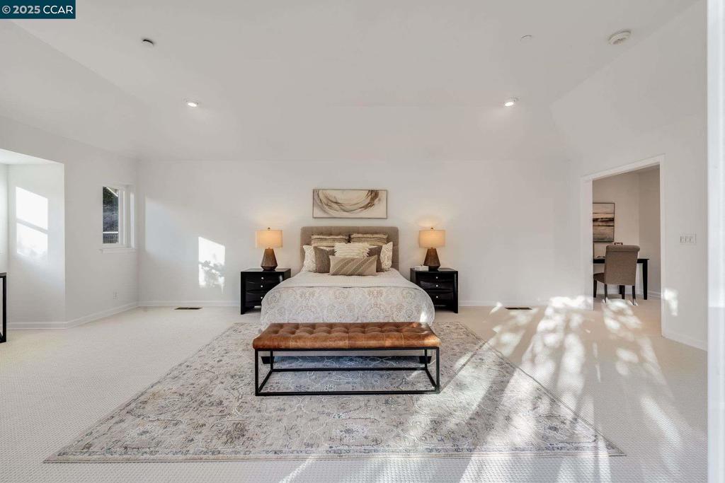 SANDERS RANCH - Residential