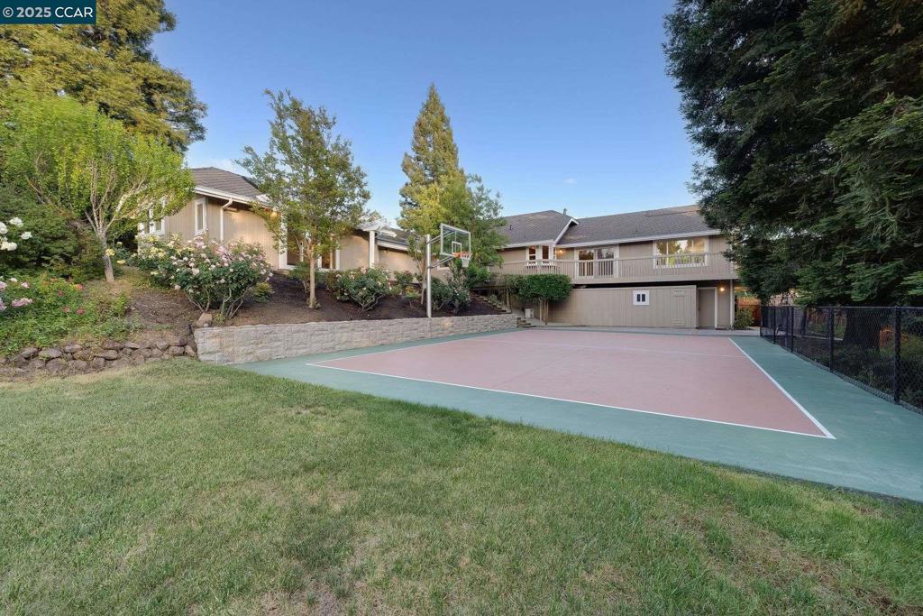 SANDERS RANCH - Residential