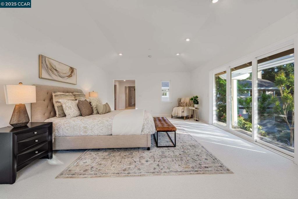 SANDERS RANCH - Residential