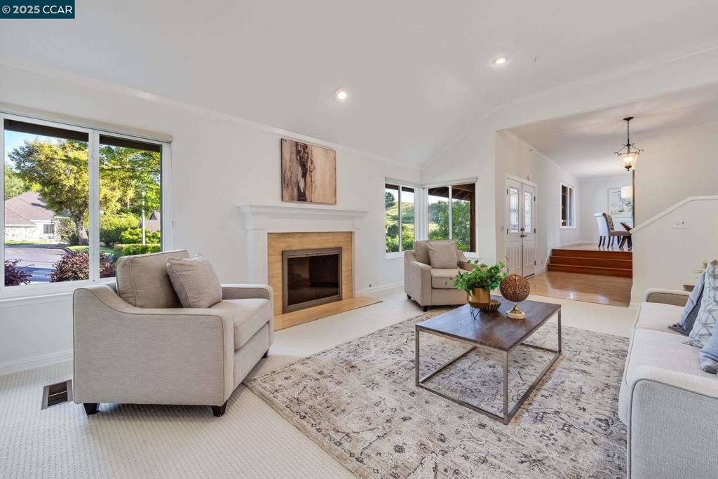 SANDERS RANCH - Residential